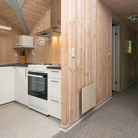 Hotel 6 Person In 3*